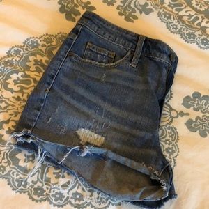 Universal thread size 4 Denim Shorts